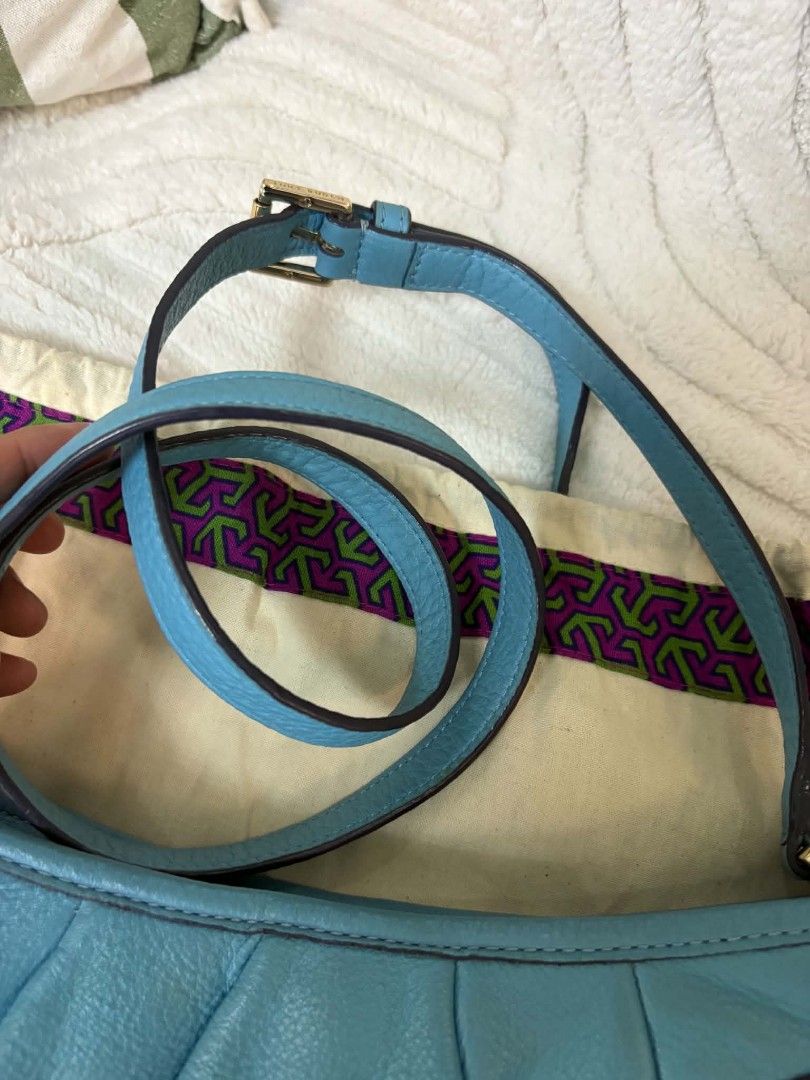 Tory Burch All T Pebbled Shoulder Bag (Category: Shoulder Bags) located in Pasay City. Submitted by happywater.9e9c95 (Listing ID 1468724022, Image 2). Description: Courier: J&T, LBC or Lalamove MOP: GCASH / BDO.