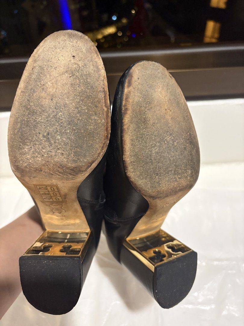 Tory Burch boots 6.5M (Category: Boots) located in Taguig. Submitted by loise001_of_rewear (Listing ID 1468814668, Image 3). Description: Tory Burch low, block-heeled boots. Subtle gold Tory Burch logo detailing on the inner heel. About 2.5in block heel height. Inner side zips. 6.5M, fits EU 37 No returns or exchanges. Please feel free to ask for more details on the item. .