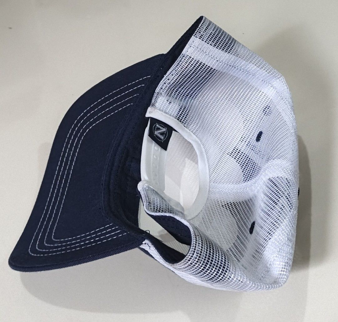 Trucker cap (Category: Caps & Hats) located in Naga. Submitted by otaydenyoks (Listing ID 1468757287, Image 2). Description: .