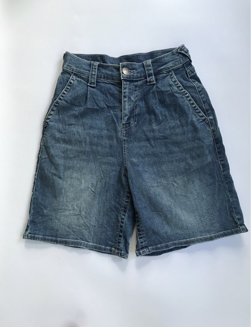 TRUE RELIGION JORTS (Category: Shorts) located in Aurora. Submitted by thrillthriftfinds123 (Listing ID 1468830843, Image 2). Description: TRUE RELIGION JORTS🔥 SIZE SMALL NO ISSUE GOOD CONDITION SOLID PANG PORMA 9.5 COLOR RATE .