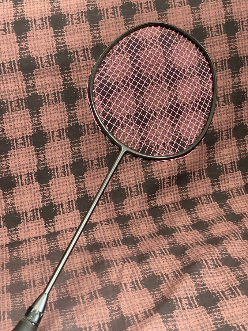 Unbranded Badminton Racket (Category: Racket and Ball Sports) located in Taguig. Submitted by gentle_buyer (Listing ID 1468727248, Image 3). Description: Carbon Fiber Racket All Black Pink String Maxbolt 0.66mm gauge Tension 25 Gutted at Juego Festival Mall Alabang Extra Racket Location: Taguig Payment: Gcash/BDO Shipping: Lalamove.