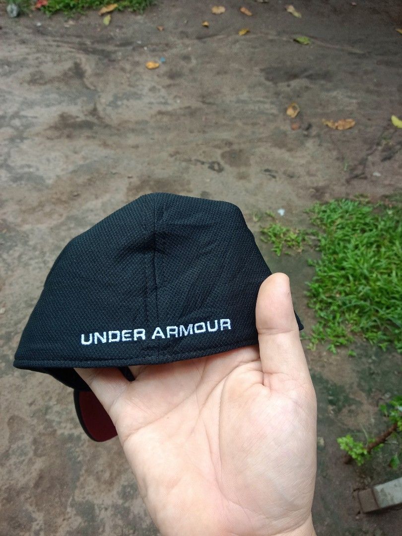 under armour (Category: Caps & Hats) located in Dumaguete. Submitted by pete_villalon (Listing ID 1468714997, Image 3). Description: 350+sf large to xl need wash from bale pa.