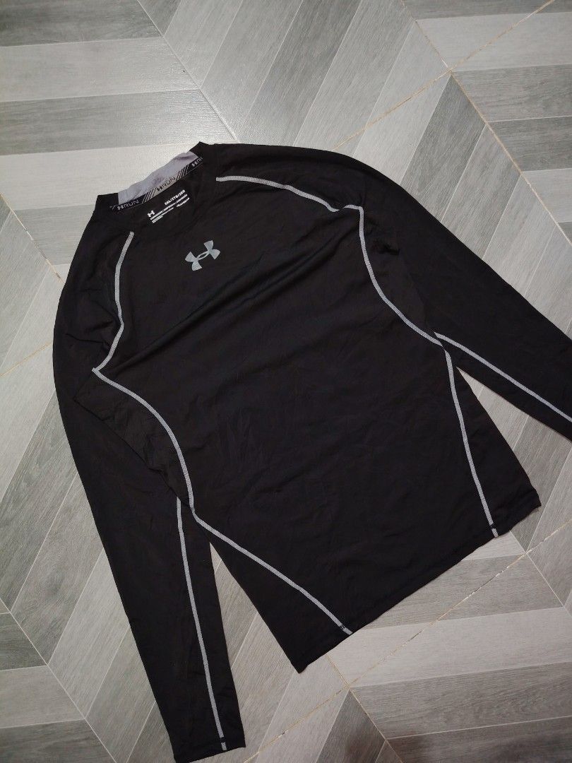 UNDER ARMOUR COMPRESSION LONG SLEEVE SHIRT (Category: Swim Top & Rash Guards) located in Polomolok. Submitted by urfindsph (Listing ID 1468754264, Image 2). Description: Under Armour Compression Shirt Like new 10/10 Size M-L Fittings No issue Pm sir.