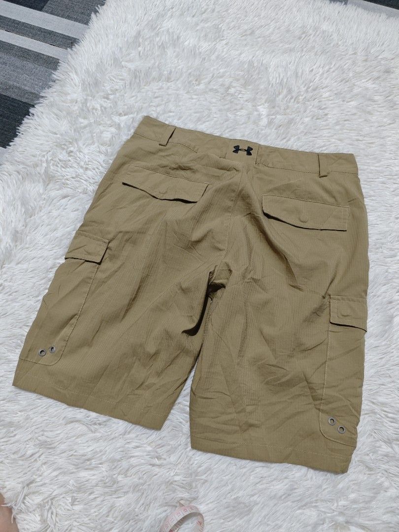Under Armour Khaki Cargo Shorts (Category: Shorts) located in Batangas. Submitted by krtbzr (Listing ID 1468928727, Image 1). Description: UA Tactical Ripstop Cargo Shorts As new condition Size 30 on tag Length 19.5" 6 Pockets Embroidered Logo ( Sa Likod ).