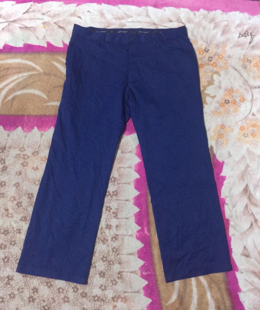 Under armour pants (Category: Activewear) located in Tagum. Submitted by urbanoadulajr (Listing ID 1468837195, Image 1). Description: Under armour pants size 40 length: 40 as new Mine 550.