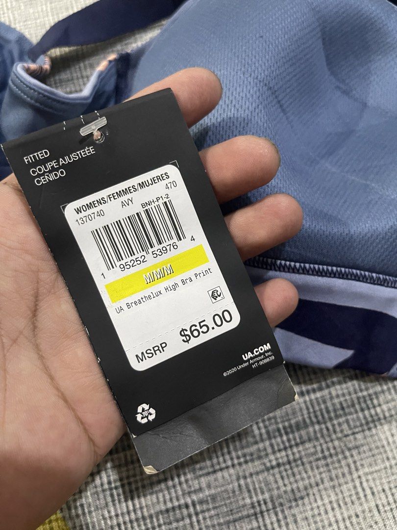 Under armour sportsbra (Category: Racket and Ball Sports) located in Taytay. Submitted by ekselentekondisyon (Listing ID 1468850391, Image 3). Description: Under armour sportsbra Brandew w/hangtag Original/legit Size medium Taytay rizal location No issue.