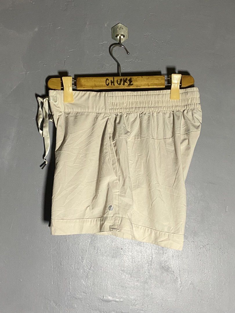 Unipro Athletic Short (Category: Activewear) located in Cabuyao City. Submitted by saucycloset (Listing ID 1468763127, Image 2). Description: Unipro Athletic Short Size : Large Dimes : 30-34W 14L Condition : Excellent Issue : none Price: 380 📍READY TO WEAR 📍Cabuyao Laguna .