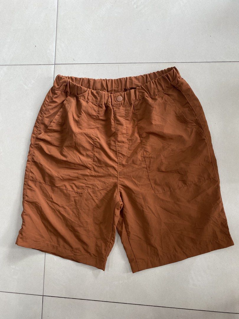 Uniqlo Boys short (Category: Babies & Kids Fashion) located in Toledo. Submitted by marianallidapse1994 (Listing ID 1468757409, Image 1). Description: as new uniqlo brand 10 to 12yrs old.