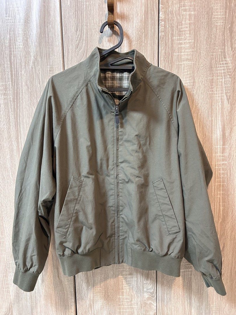 Uniqlo Olive Green Bomber Jacket (Category: Coats, Jackets and Outerwear) located in Cebu City. Submitted by shop.bydee (Listing ID 1468827769, Image 2). Description: Uniqlo Blue Windproof Jacket with foldable hoodie • Size L • Bought for 2,990, Selling for only ₱1,800 • Used about 3x only No meet-ups, only delivery. SF will be shouldered by the buyer. 📍Cebu.