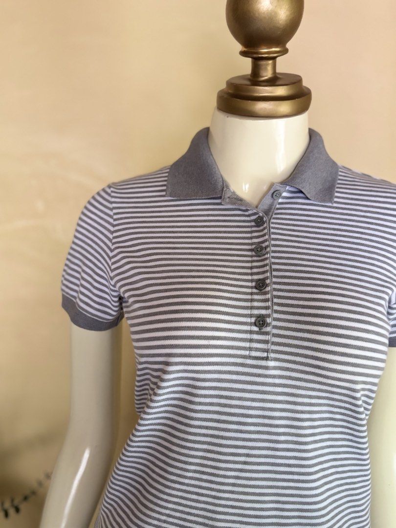 Uniqlo Polo shirt (Category: Shirts) located in Silang. Submitted by princess_ameerah (Listing ID 1468762164, Image 3). Description: Uniqlo Polo shirt - Large on tag -Condition 10/10 -Color may vary due to lighting Location:Cavite Shipping via J&T Mode of payment: Gcash,BPI & Maribank 250.