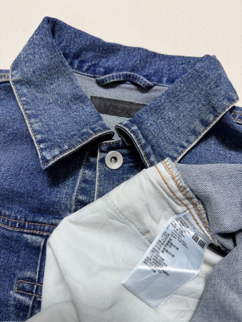 Uniqlo Type 1 One Pocket Denim Jacket (Category: Coats, Jackets and Outerwear) located in Baguio. Submitted by Vintogi.finds (Listing ID 1468792861, Image 3). Description: Width: 23.5 Length: 25 BOXY Fits Medium to XL Color rate: 9.8/10 Pristine Condition ✨.