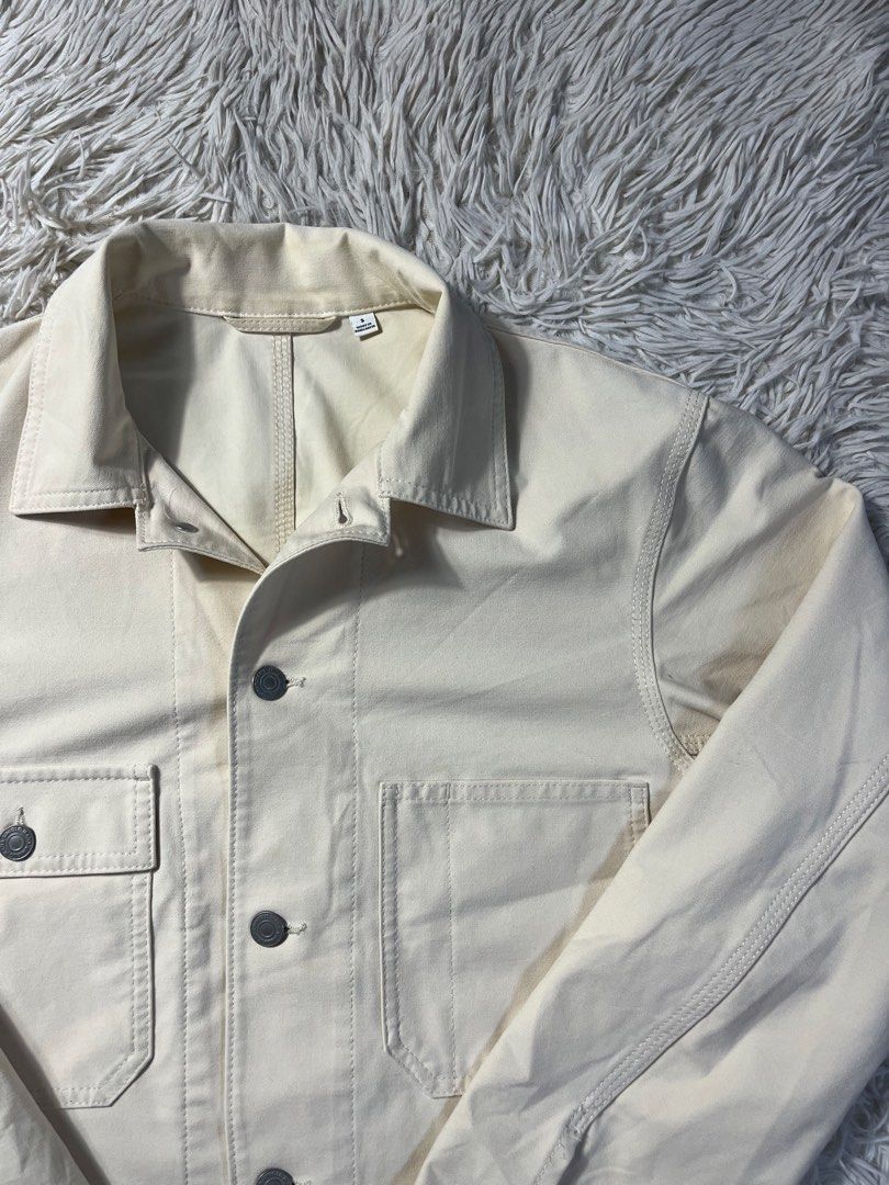 Uniqlo Utility Overshirt Jacket Offwhite (Category: Coats, Jackets and Outerwear) located in Bulacan. Submitted by pickedout2023 (Listing ID 1468723931, Image 3). Description: S on tag 21 width / 28 length Good as new .