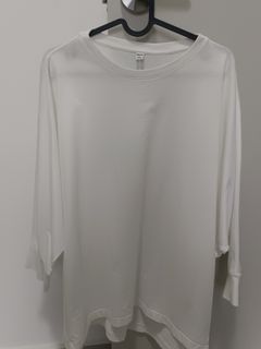 (Category: ) located in . Submitted by wardrobemoment (Listing ID 1468756766, Image 1). Description: .