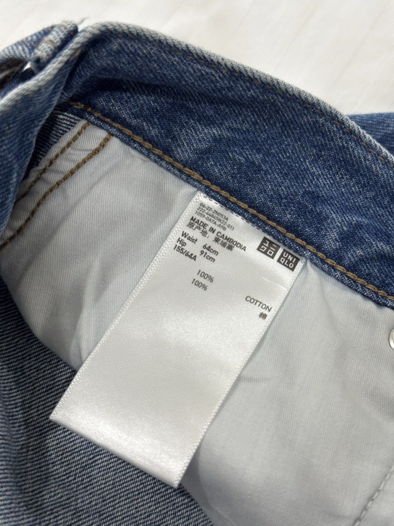 Unqilo Dark Blue Denim Skirt (Category: Skirts) located in Balanga. Submitted by cartsabeli (Listing ID 1468788953, Image 3). Description: Waist: 13 inches laid flat Length: 15 inches ₱550 + sf mop: gcash/maya mod: j&t only.