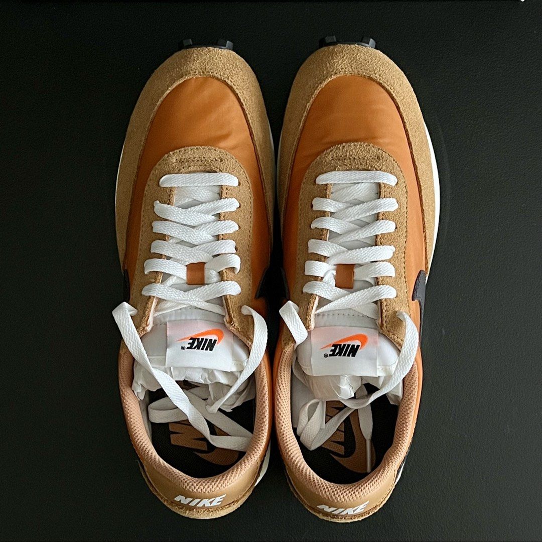 Nike Daybreak SP US10 & US10.5 (Category: Sneakers) located in Taguig. Submitted by groovez_jp (Listing ID 1465421872, Image 3). Description: 以下是为您翻译的英文介绍： · Model: Nike Daybreak Retro Running Shoes · Size: US10 & US10.5 · Colorway: Orange and Brown · Materials: Premium Suede and Nylon Upper, Classic Waffle Outsole · Condition: Brand New / Unworn .