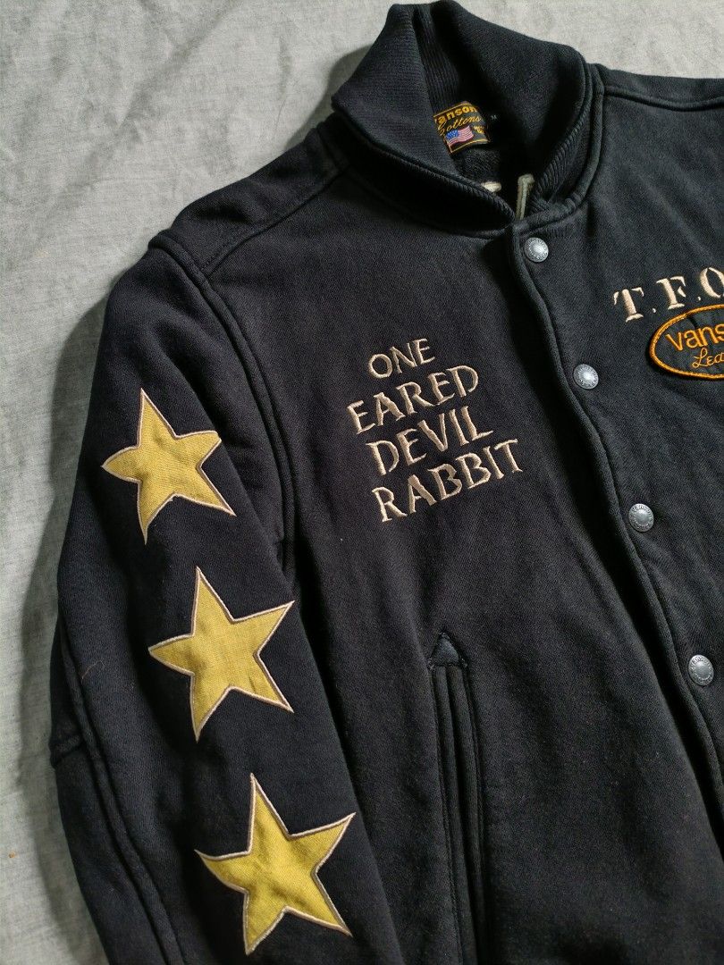 Vanson TFOA stadium jacket (Category: Coats, Jackets and Outerwear) located in Baguio. Submitted by used_clothing2600 (Listing ID 1468783772, Image 3). Description: Vanson TFOA stadium jacket size medium verygood condition width 20 length 24 shoulders 18 sleeve length 25 P 2,000.