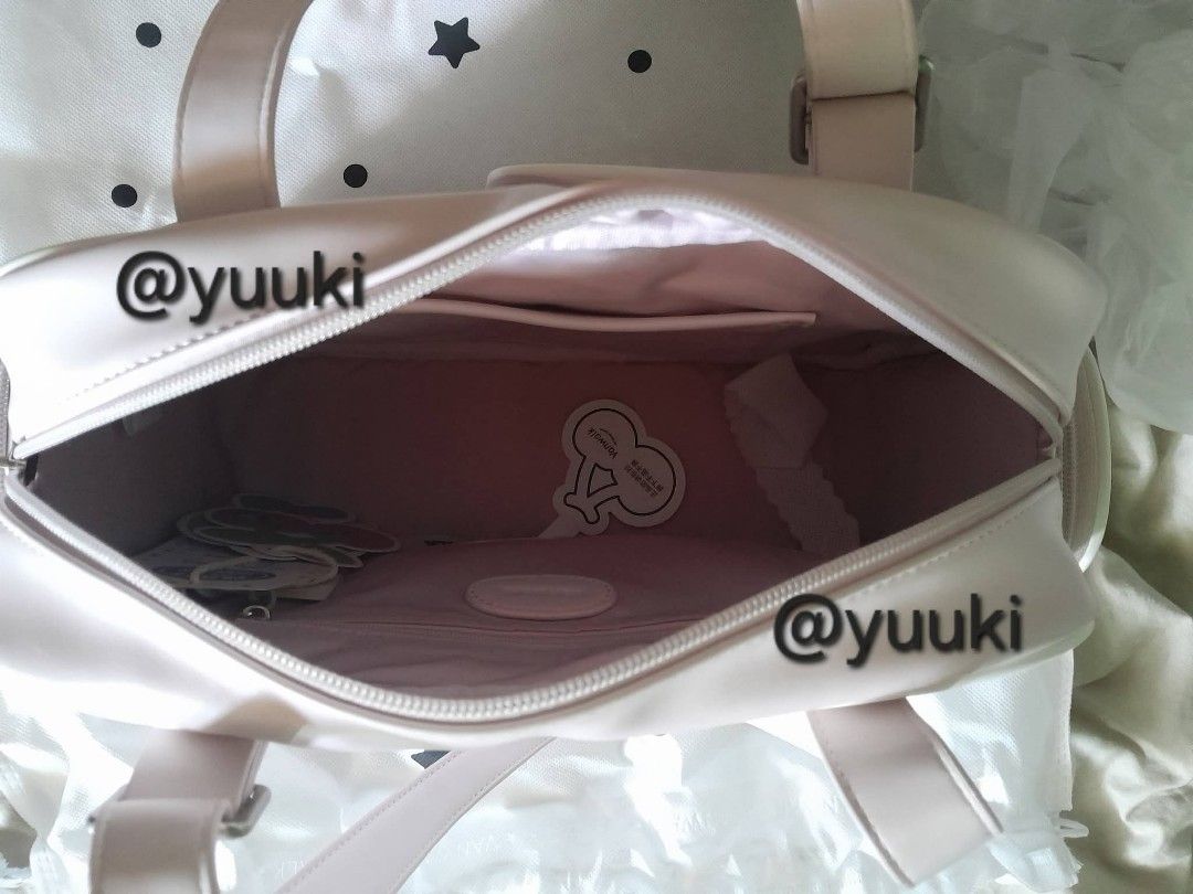 VANWALK BAG (Category: Shoulder Bags) located in Malolos. Submitted by yuukyeom_shop (Listing ID 1468858779, Image 2). Description: 🌸💮!!!FOR SALE!!!💮🌸 🍓VANWALK BAG - 1100 🍓7 inch Height,, 11 inch Length ,, 3 inch width 🍓Strawberry,, off/baby pink color 🍓1 time lang nagamit outdoors during seventeen concert 🍓with dustbag and box (have dents) 🍓gcash 🍓jnt 🍓bulacan loc..