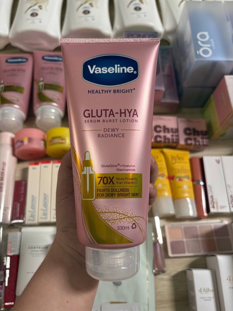 vaseline gluta-hya lotion 330ml (Category: Body Care) located in Manila. Submitted by sh4ng (Listing ID 1468813510, Image 1). Description: 4pcs available ‼️ ₱260 EACH ‼️.