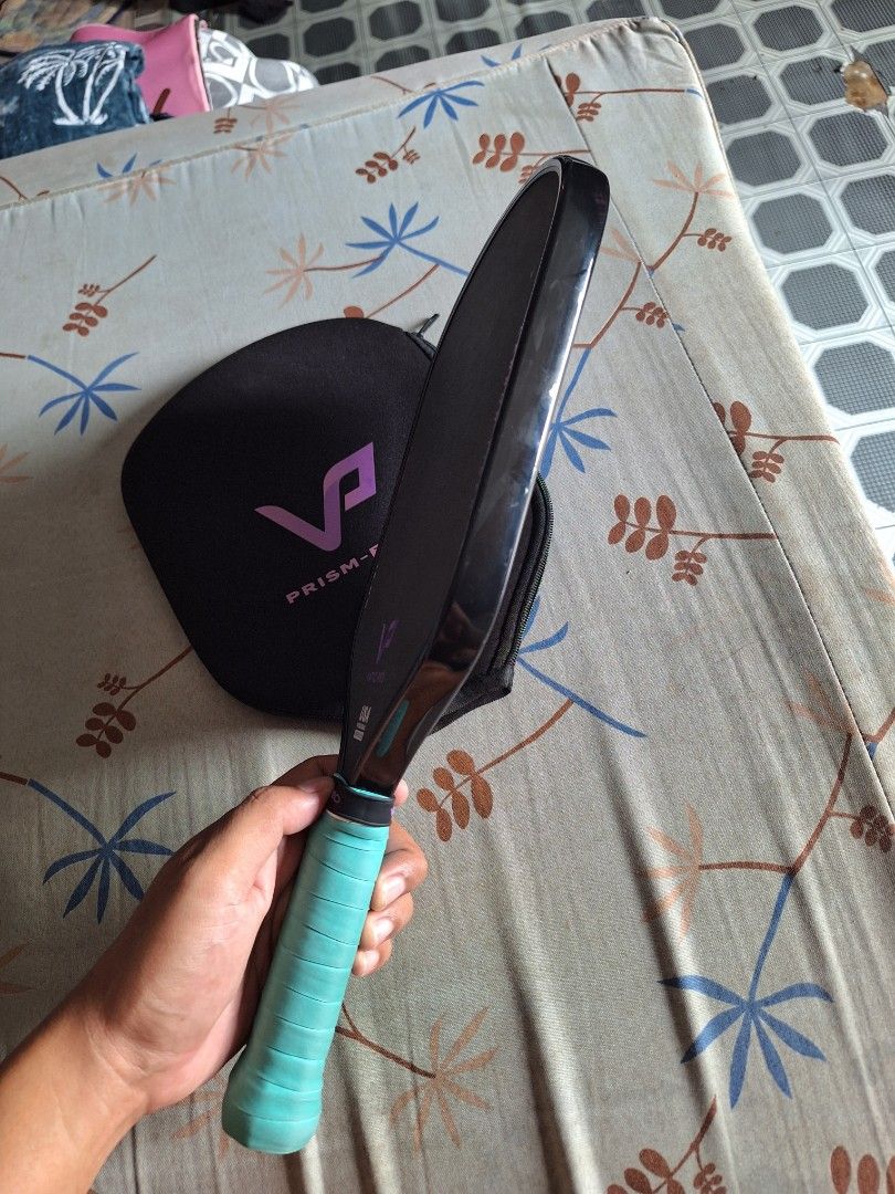 VATIC PRO PRISM FALSH (Category: Racket and Ball Sports) located in Caloocan City. Submitted by southxeast21.356 (Listing ID 1468717728, Image 3). Description: VATIC PRO PRIM FLASH GOOD CONDITION 9/10 WITH EDGE GUARD WITH FREE GRIP TAPE Face Material: Raw Toray T700 carbon fiber with heat-compressed texturing Core Material: 16mm (or 14mm) premium polymer honeycomb / polypropylene core Length: 16.2 inches (Standard) Width: 7.7 inches Average Weigh