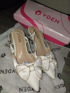 (Category: ) located in . Submitted by preloved.re-love (Listing ID 1468850167, Image 1). Description: .
