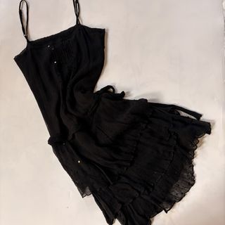 (Category: ) located in . Submitted by kaelian_couture (Listing ID 1468733340, Image 1). Description: .