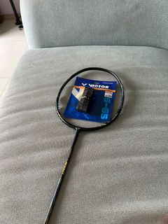 Victor Jetspeed S 700HT JS Badminton Racket + Yonex BG66 string, Sports ...