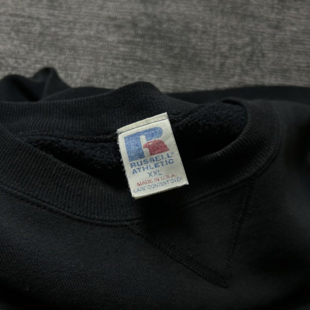Vintage 90’s Russell Athletic Sweater (Category: Coats, Jackets and Outerwear) located in Angeles City. Submitted by doykthrift (Listing ID 1468858435, Image 3). Description: Vintage 90’s Russell Athletic Sweater Size: XL - 2XL Measurement: W25” × L29” Issue (s): None Condition: 9/10.