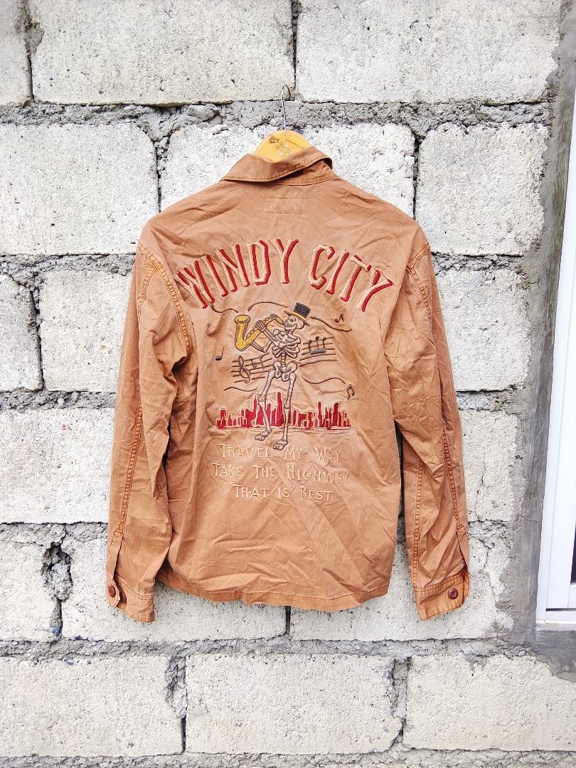 Vintage avirex longsleeve soft denim jacket (Category: Coats, Jackets and Outerwear) located in Bayombong. Submitted by jeffreybee (Listing ID 1468760917, Image 2). Description: presentable condition 26.5 length 21.5 width NO SCRATCH NO PINHOLES.
