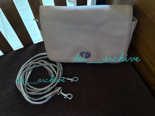 (Kategori: ) berada di . Dikirim oleh deecluttered (ID iklan 1468768372, Gambar 1). Deskripsi: .