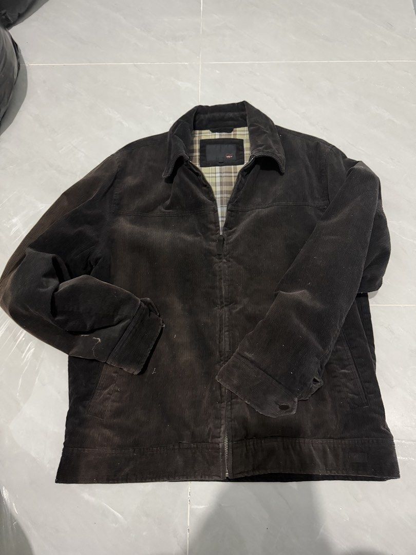 Vintage Corduroy Jacket Harrington (Category: Coats, Jackets and Outerwear) located in Mandaluyong City. Submitted by declutteringggg101 (Listing ID 1468922251, Image 3). Description: .