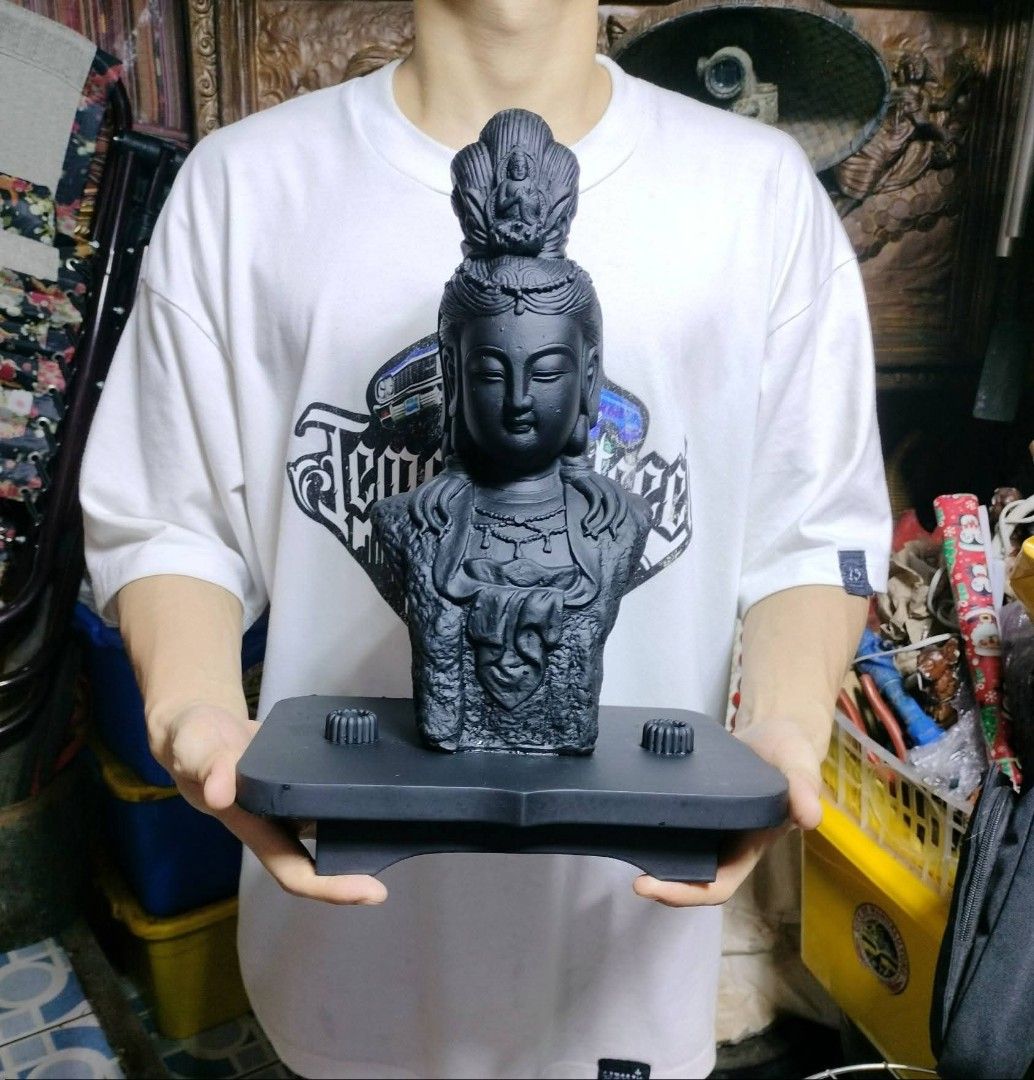 Vintage Display (Category: Other Home Decor) located in Mandaluyong City. Submitted by theforgottentreasures (Listing ID 1467040409, Image 1). Description: 3500 pesos!!! 📌 Vintage Display Guan Yin 14 x 6 inches resin statue size 10 x 7 inches wooden base size what you see is what you get.