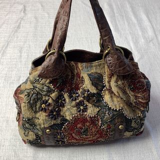 (Category: ) located in . Submitted by shop_ms.lai (Listing ID 1468771825, Image 1). Description: .