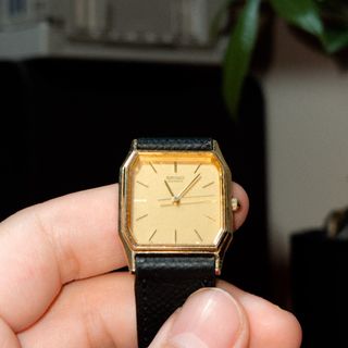 VINTAGE SEIKO PINSTRIPE DIAL TANK WATCH, Men's Fashion, Watches ...