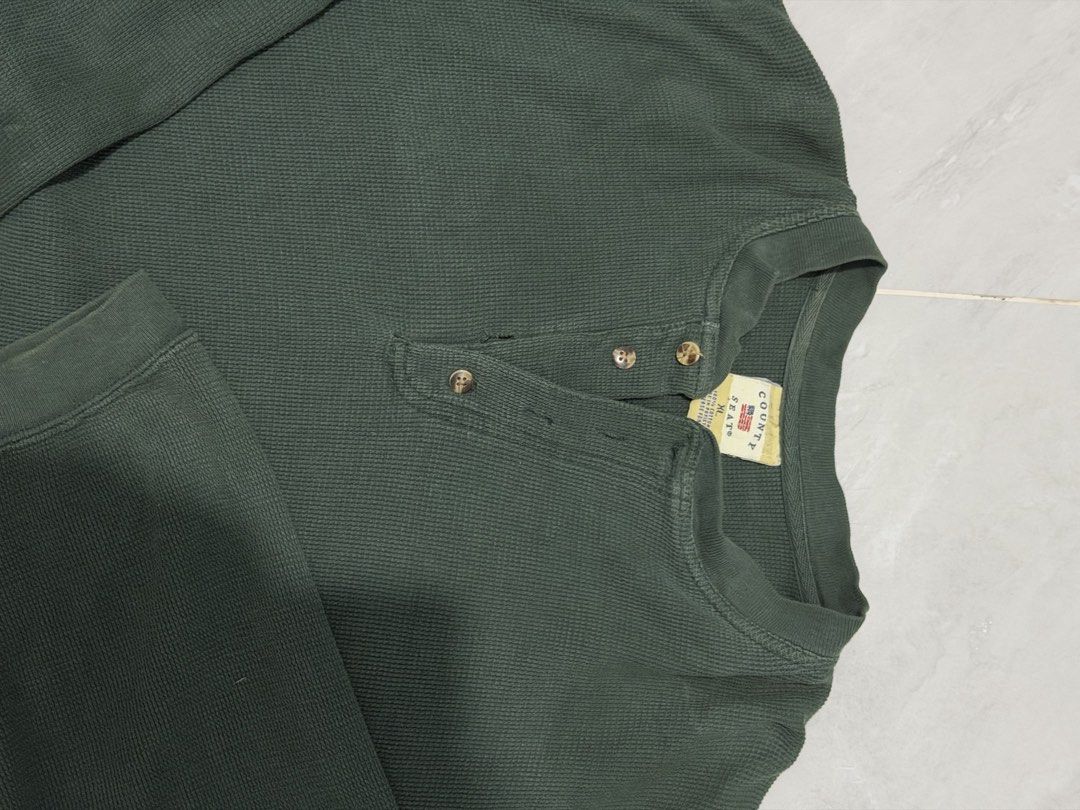Vintage Henley Sweater (Category: Coats, Jackets and Outerwear) located in Mandaluyong City. Submitted by declutteringggg101 (Listing ID 1468922557, Image 2). Description: .
