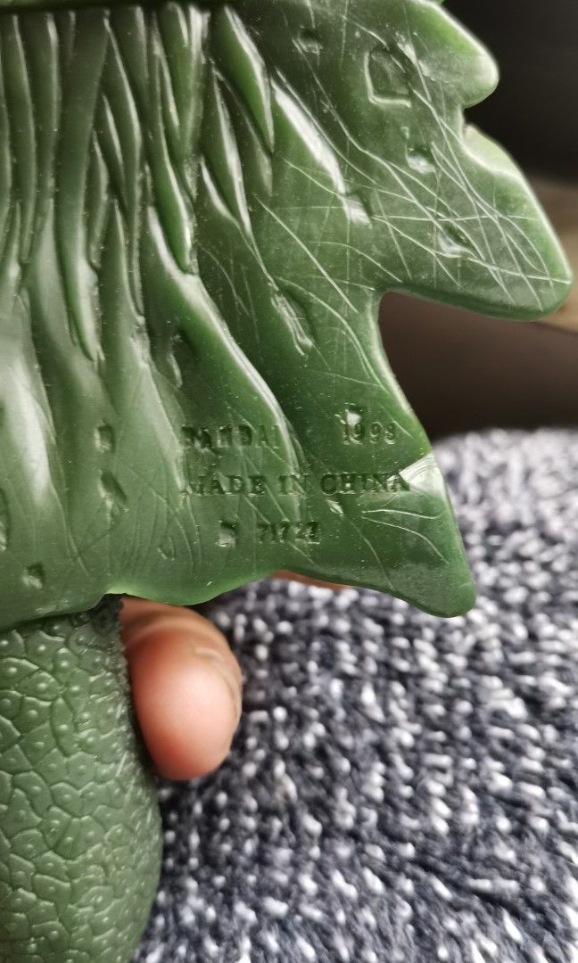 Vintage kaiju (Category: Action & Battle Toys) located in Botolan. Submitted by weirdconnectioncollectibles (Listing ID 1468803093, Image 2). Description: Kaiju Bandai markings 450 J&t shipping kahit saan sa pinas.