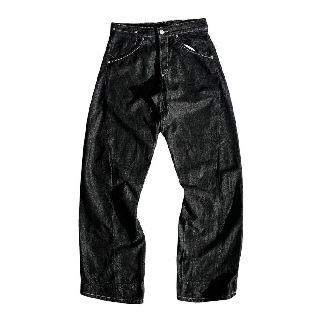 Vintage Levis Engineered Cinch Back Jeans (Category: Jeans) located in Daraga. Submitted by th3cliquejunks (Listing ID 1468847134, Image 1). Description: Vintage Levis Engineered Cinch Back Jeans Tagged Size: 30-32” Condition: 10/10 Flawless Authentic Measurement: Waist: 32” Length: 42” Hem: 9.5” - 3,780 Dm!.