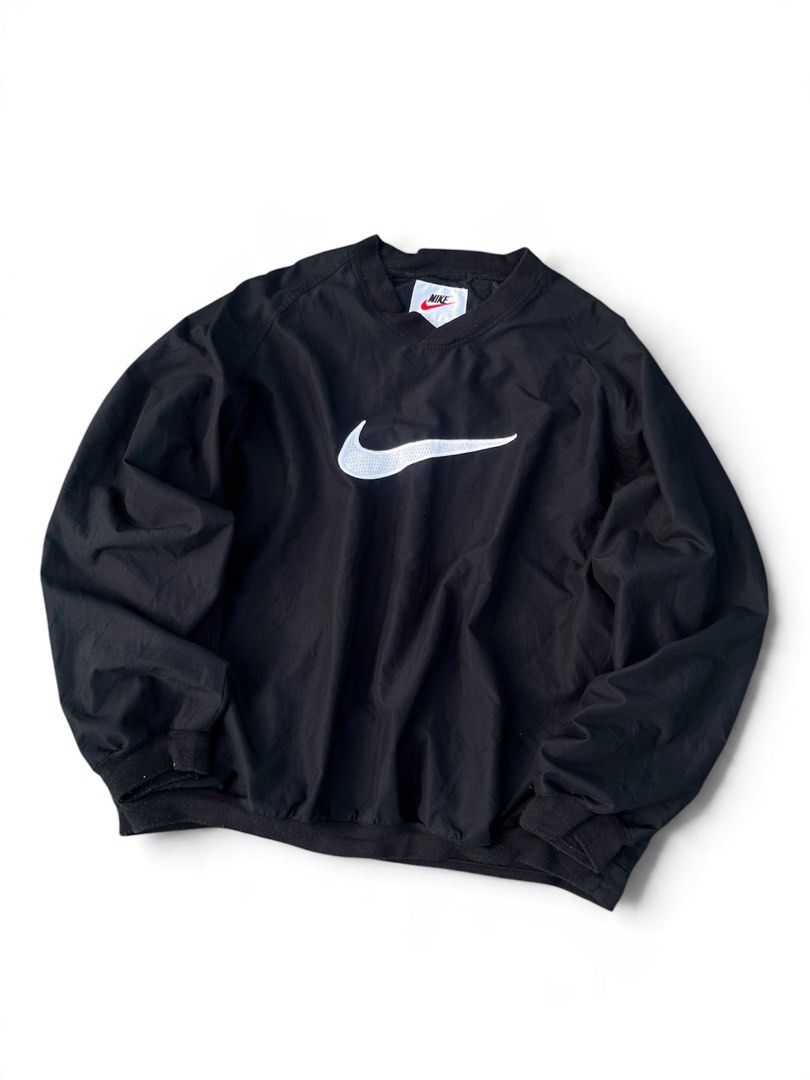 Vintage nike pullover (Category: Coats, Jackets and Outerwear) located in Manila. Submitted by thrift_tg (Listing ID 1468919481, Image 1). Description: Vintage 90’s Nike Pullover Windbreaker Black / White Center Swoosh Size: XL on tag - Made in USA (rare tag!) Dimes: 27/28 Color rate: 9/10 Condition: 7/10 to 7.5/10 Issues: • Loose ribbings all over (cuffs, hem, neck) • Neck garter maluwag - kita sa pic, naka-open na V-cut • Normal wear for vintag