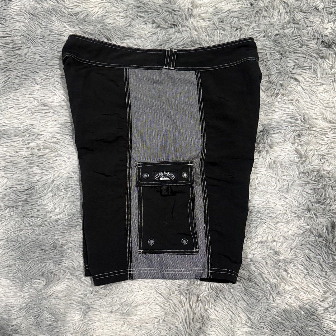Vintage Quiksilver Cargo Short (Category: Shorts) located in Mandaluyong City. Submitted by iamkageki (Listing ID 1468714822, Image 3). Description: Sz 34 Length 20 Leg hole 12.5 No issue / excellent condition.