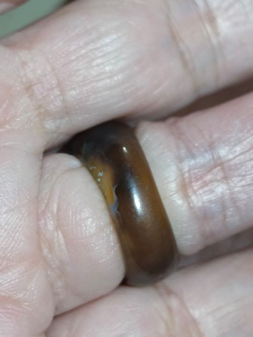 Vintage ring, size 6 to 7 (Category: Other Accessories) located in Paranaque City. Submitted by 4thestate.surplusan (Listing ID 1468839882, Image 3). Description: vintage ring, japan.