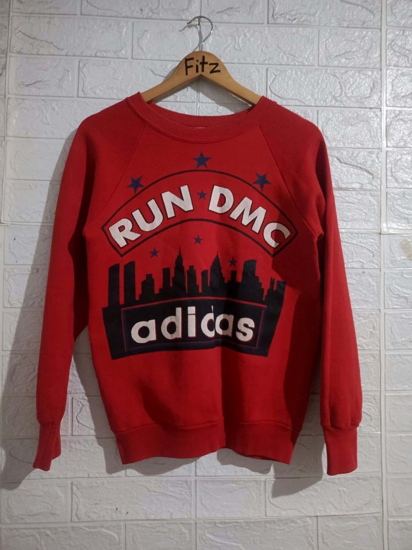 Vintage Run DMC Adidas 80s/90s (Category: Tshirts & Polo Shirts ) located in Agoo. Submitted by fitzmatic15 (Listing ID 1467596864, Image 1). Description: Vintage Run DMC Adidas 80s/90s small adult 18x26 napakasolid 🔥🔥 OBO.