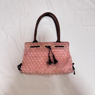 (Category: ) located in . Submitted by wear.arca (Listing ID 1468825385, Image 1). Description: .
