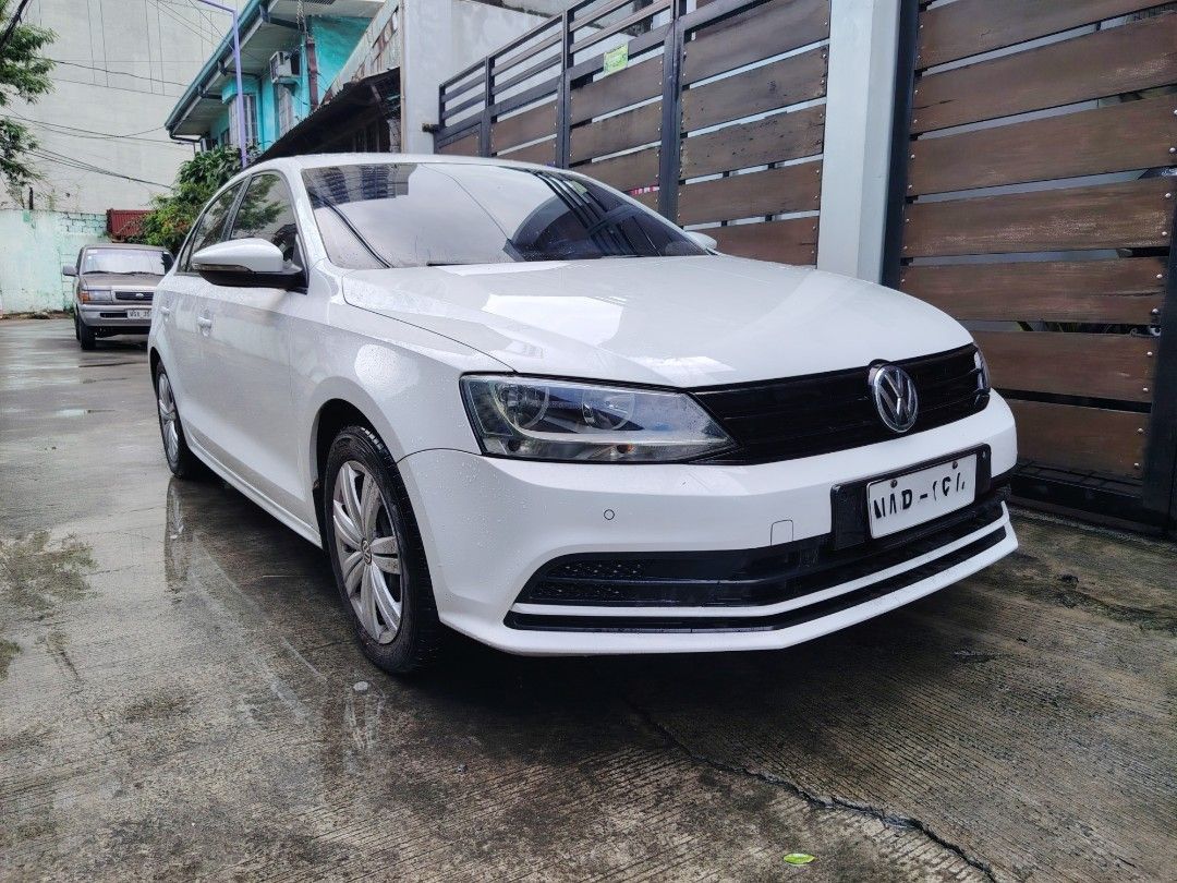 Volkswagen Jetta 1.6 (A) (Category: Used Cars) located in Malabon City. Submitted by speedtintin88 (Listing ID 1468740789, Image 1). Description: 2015 Volkswagen jetta Automatic transmission All power Stereo Aircon Parking sensor Diesel 3m tint Registered Negotiable upon viewing Call: Tin.