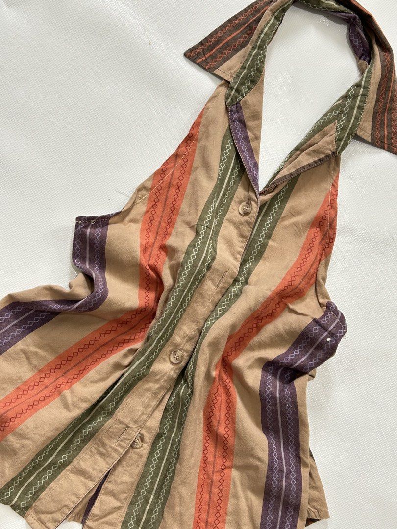 vtg backless top (Category: Sleeveless) located in Bacolod City. Submitted by helpmedeclutter____tf (Listing ID 1468762840, Image 2). Description: no flaws small to medium sf 95 via jnt mop: bpi.