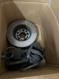 Used Car Brake Rotors and Calipers Set, Car Accessories, Parts ...