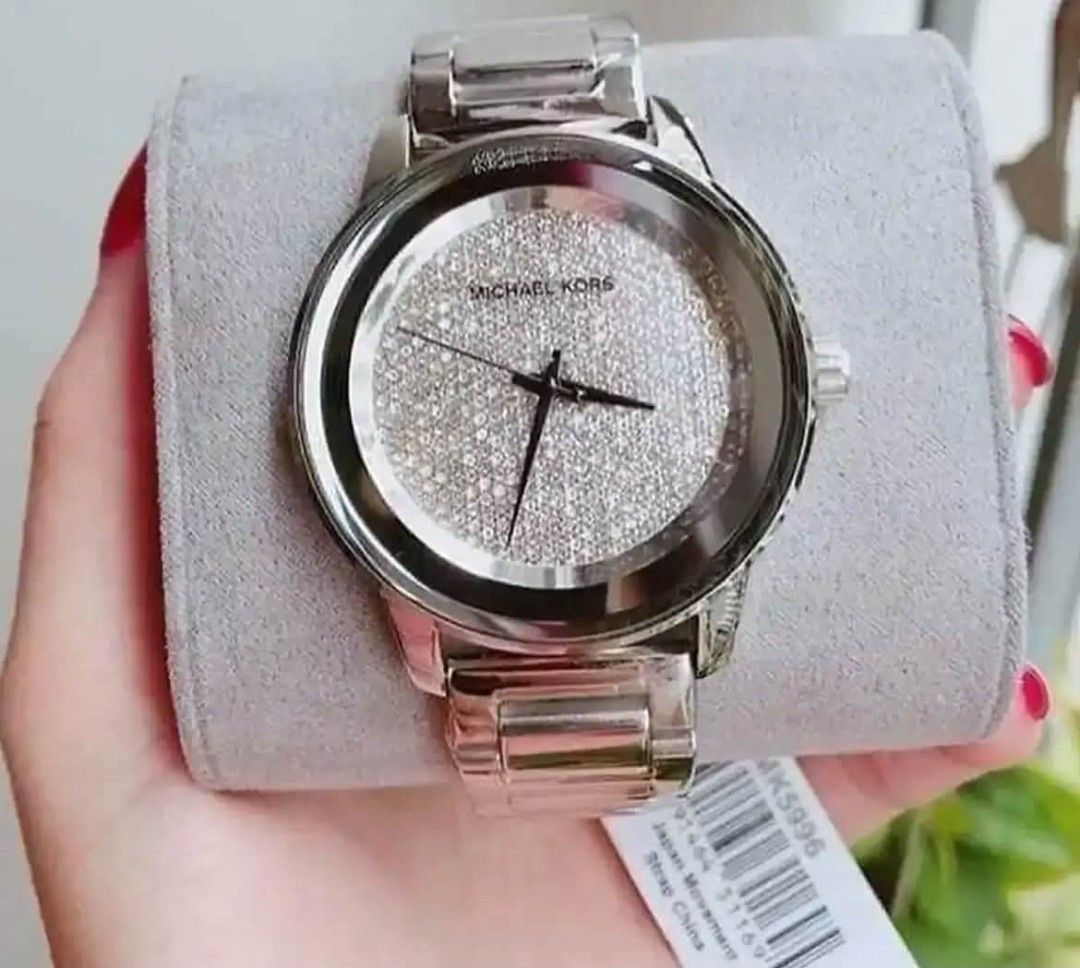Watch MK (Category: Women's Watches) located in Manila. Submitted by victoryowl (Listing ID 1468786273, Image 3). Description: bnew brownbox.