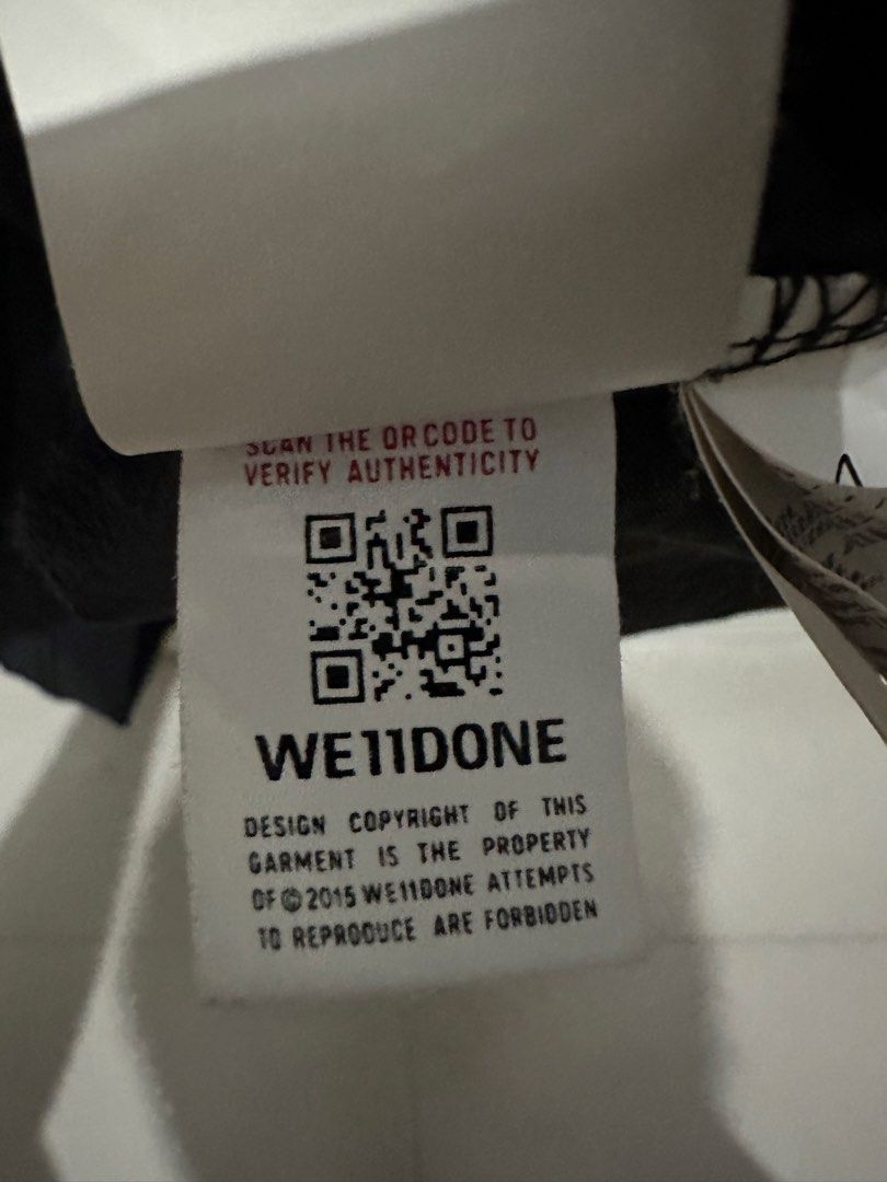 WE11DONE (Category: Luxury Apparel) located in Catarman. Submitted by liam_tan (Listing ID 1468811450, Image 3). Description: Bagong-bago pa.
