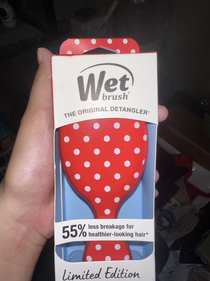 Wet Brush mini detangler limited edition (Category: Hair) located in Pasig City. Submitted by thesipsnapofficial (Listing ID 1468829014, Image 3). Description: .