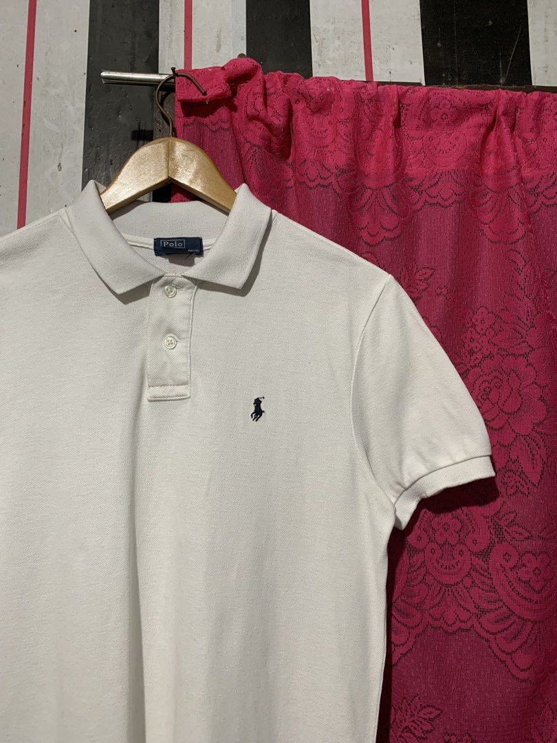 White Ralph Lauren Poloshirt (Category: Tshirts & Polo Shirts ) located in Iligan City. Submitted by kierrehv (Listing ID 1468868984, Image 3). Description: White Ralph Lauren Poloshirt 9.4/10 cr 19x26-26.5 Minimal stains (Need wash) Minimal slits.