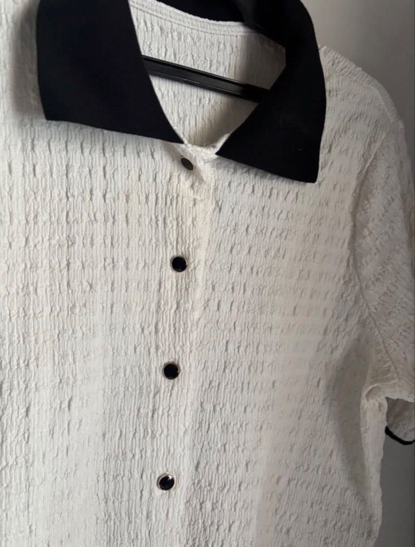 White Textured Short Sleeves Button Up Top (Category: Blouses) located in General Trias. Submitted by r_bimil (Listing ID 1468865500, Image 3). Description: White Textured Short Sleeves Button Up Top for sale!.