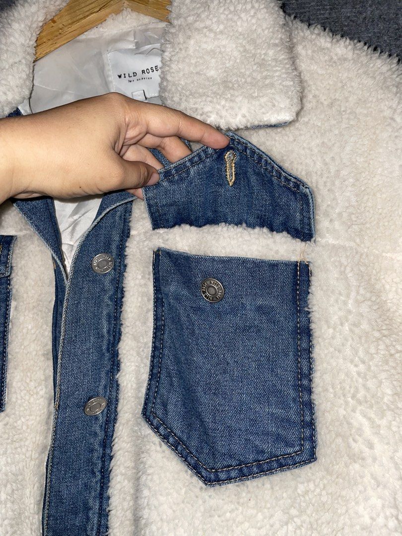 Wild Rose Sherpa Denim Jacket (Category: Coats, Jackets and Outerwear) located in Naga. Submitted by tres_fitz (Listing ID 1468797741, Image 3). Description: M-L EXCELLENT CONDITION AS IN BRANDNEW NO ISSUE ANG GANDA NITOO.